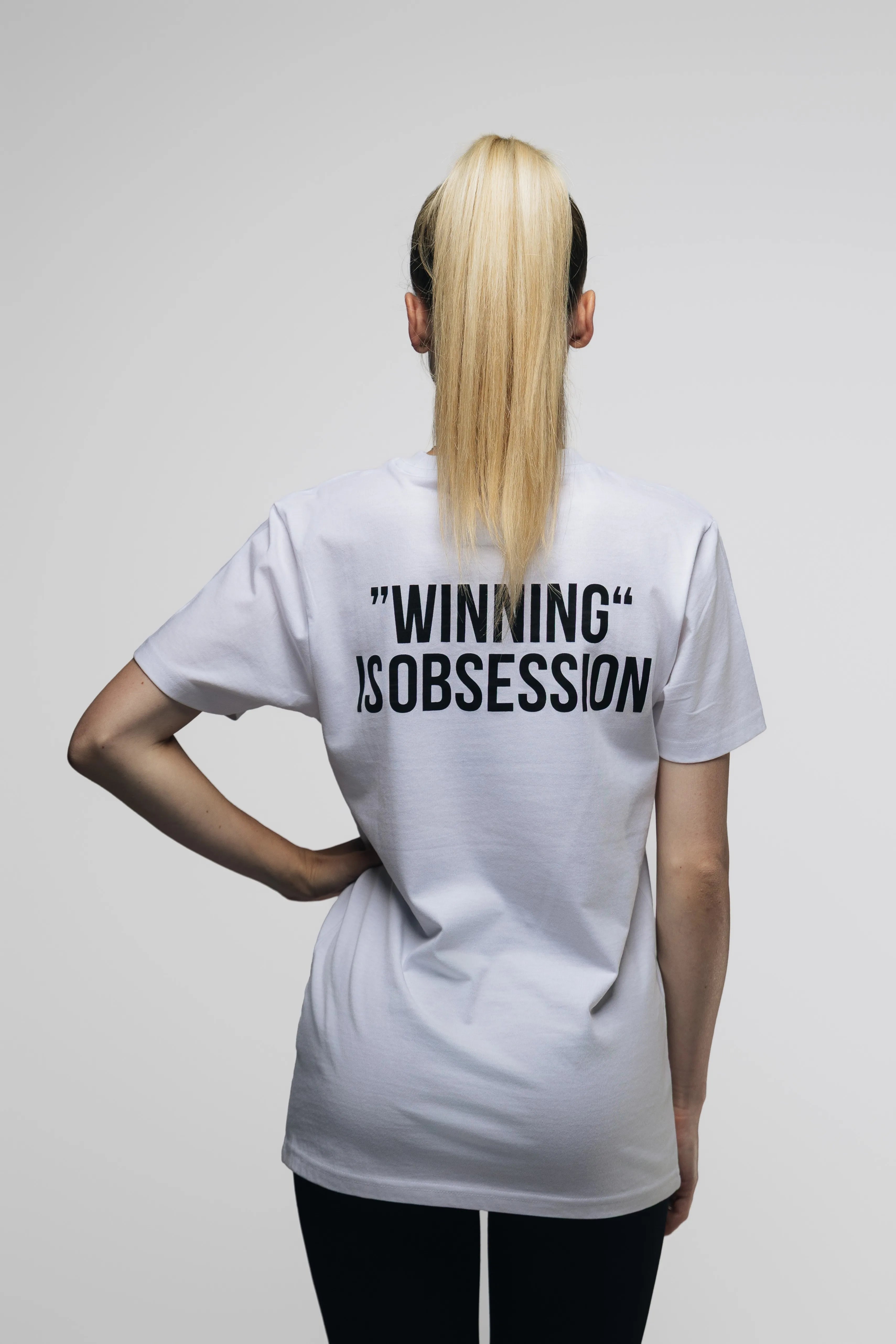 ESSENTIALS T-shirt White (W)