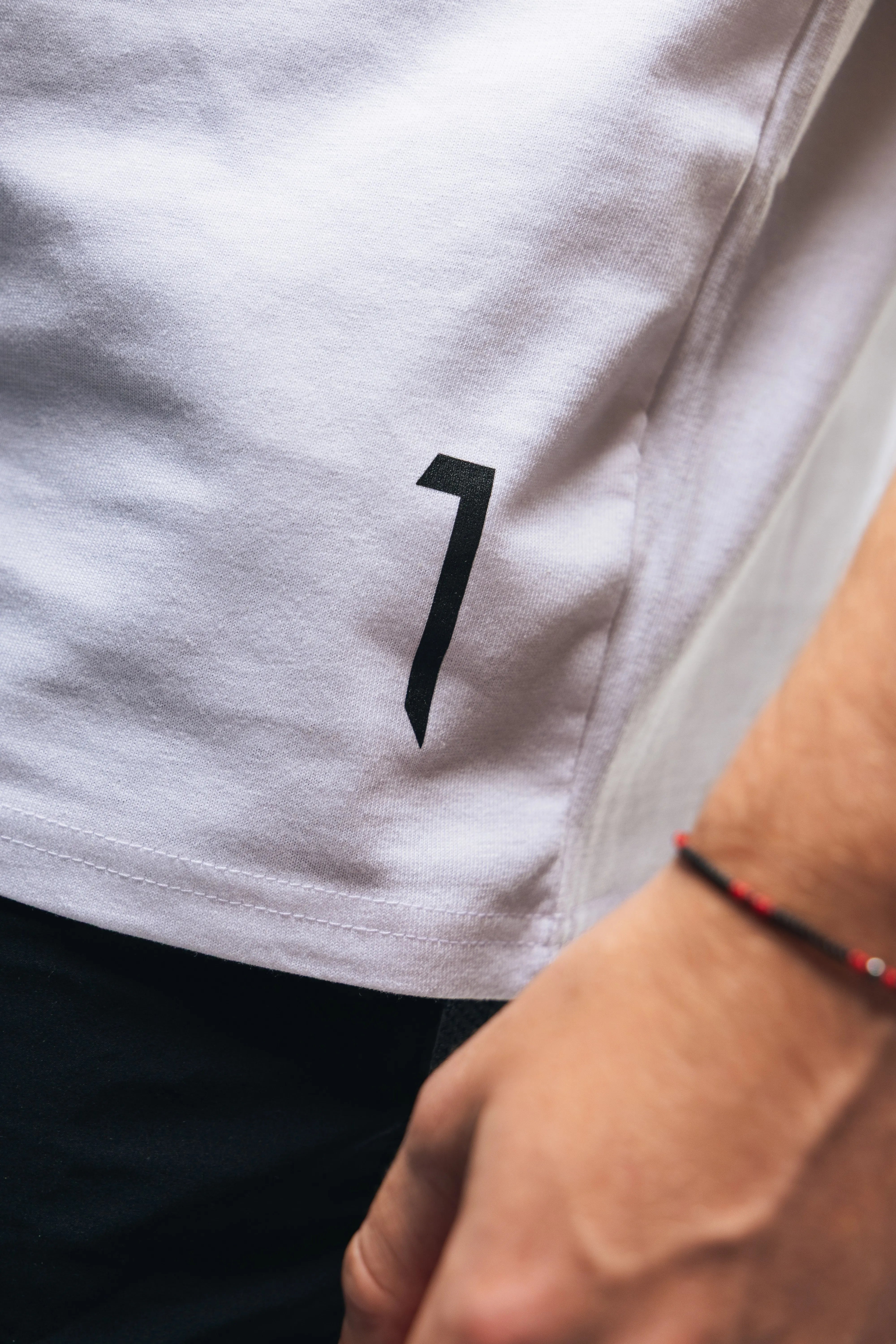 ESSENTIALS Oversized T-shirt White (M)